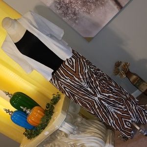 Animal Print Skirt by Worhington. Size XL